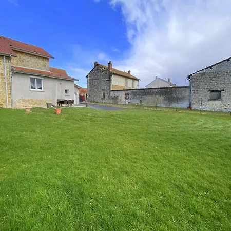 Holiday home D'ines Hauvine